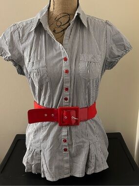 Y2K Andrew & Co. Striped Button-Front Women's Top with Red Accents